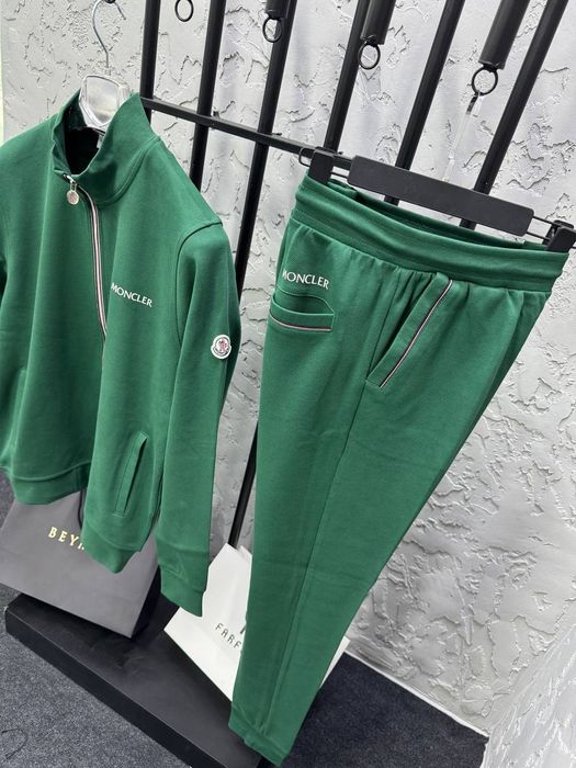 Мъжки екипи различни модели