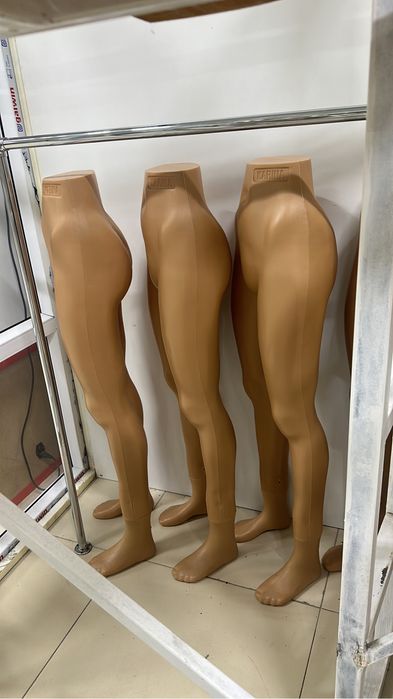 Продам маникен ноги