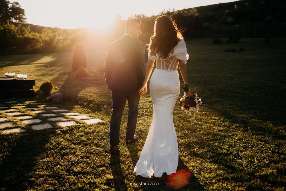 Vand Rochie de Mireasa