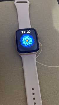 Продаю Apple Watch