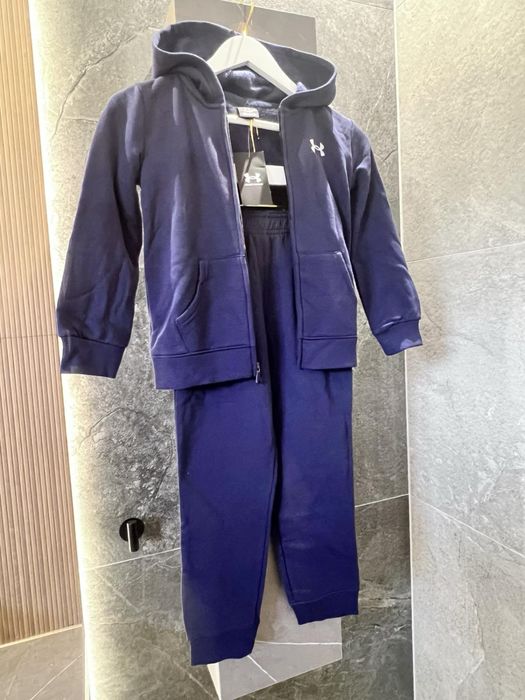 Under Armour , Nike , Guess , Mayoral