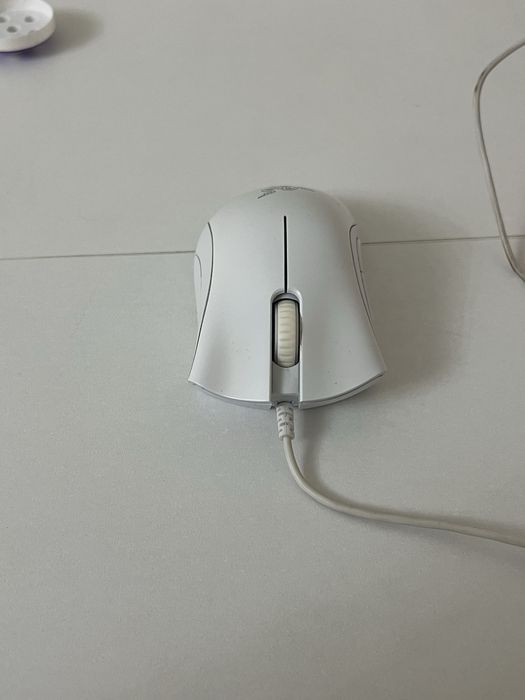 Продается мышка Razer DeathAdder