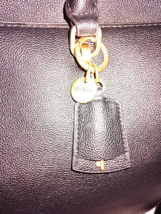 Чанта Guess оригинал