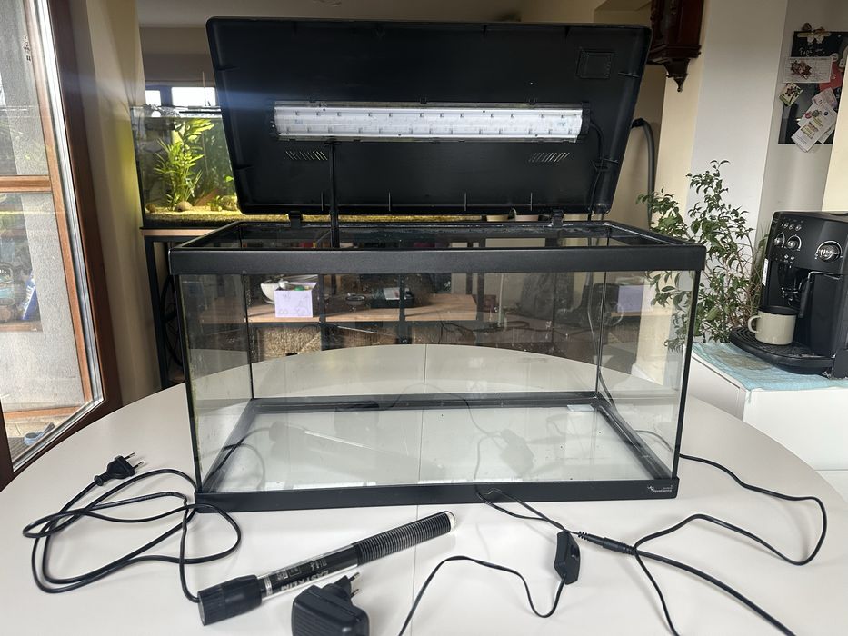 Acvariu complet 60 l