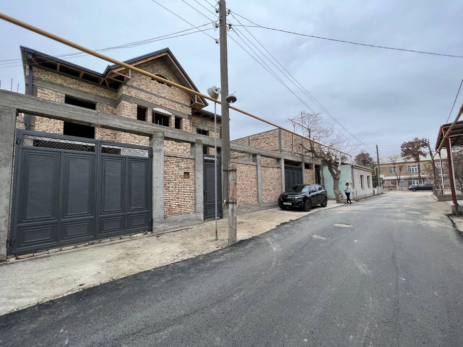 Срочно продается двухэтажный участок Трикотаж