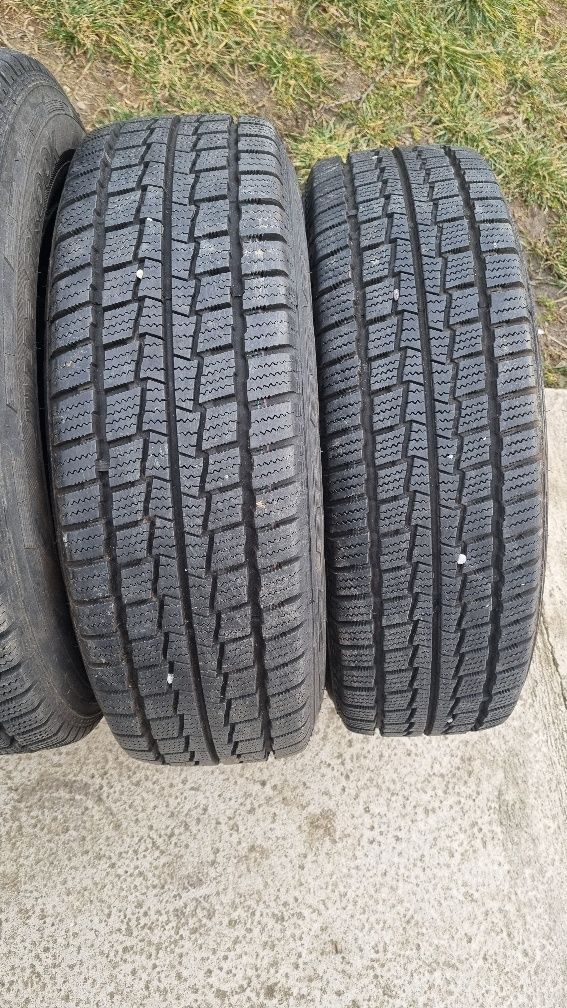 Anvelope C 215/70R16 C Hankook