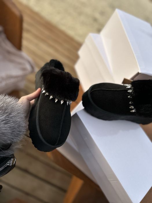 papuci tip ugg negru