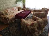 Холна гарнитура - разтегателен диван с тре места и 2 фотьойла
