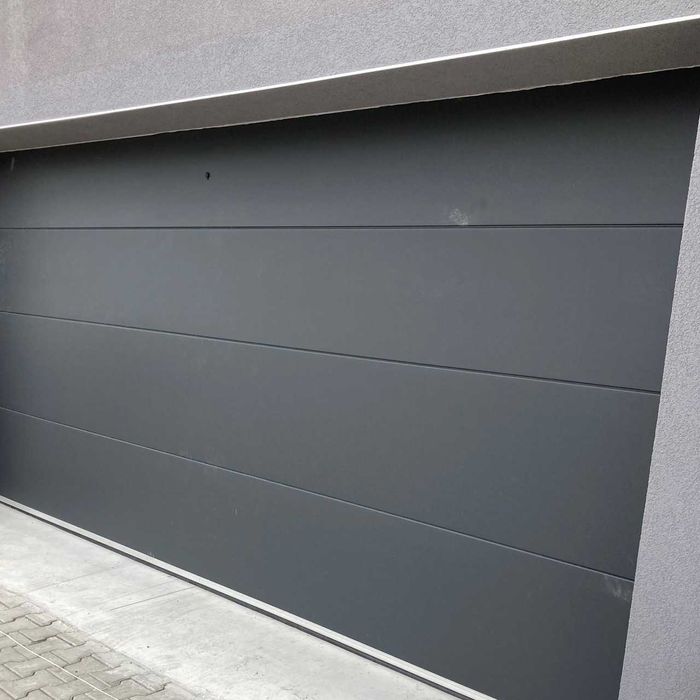 Usa garaj sectionala 3000x2250 antracit RAL 7016