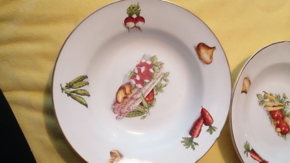 Емайлирани съдове,   чинии