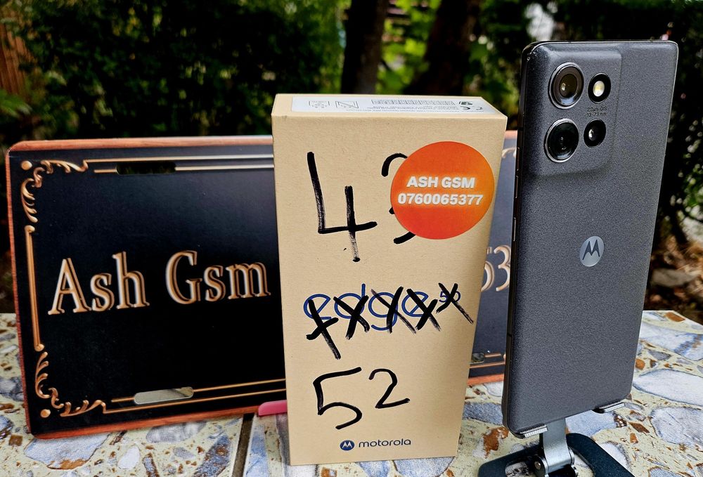 Motorola Edge 50 512Gb cu 12Gb ram