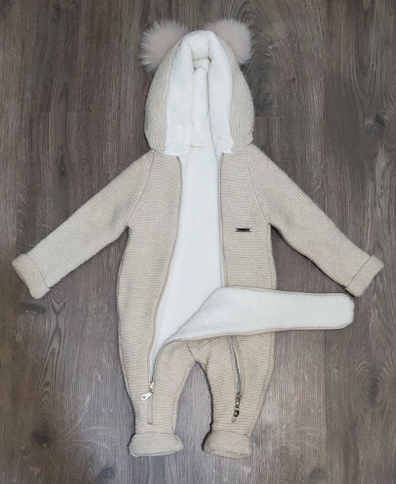 Combinezon tricotat pentru bebeluşi