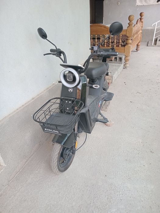 Скутер электронний