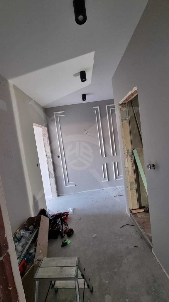 Продава се Двустаен апартамент в к.к. Св.Св. Константин и Елена - 71 кв.м за 2324 €/кв.м - Снимка #6