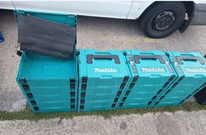 Vând valize Makita tips 1 noua nouță preț 35 lei bucata