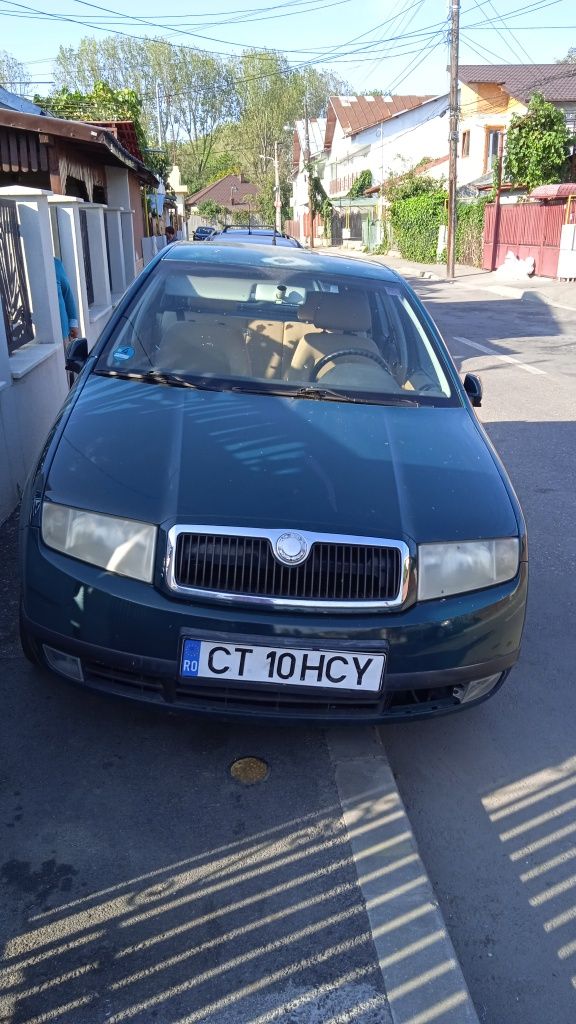 Skoda Fabia berlina