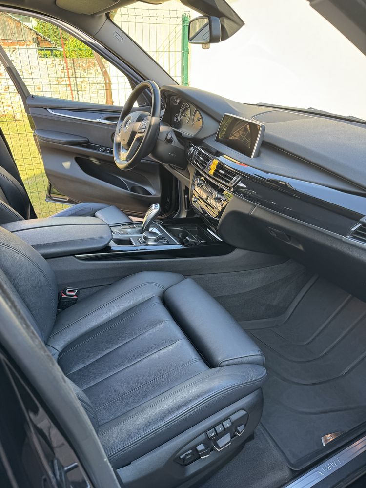 Bmw X5 F15 09.2016 xDrive40D negru metalizat 313hp