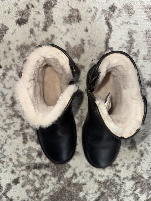 UGG original din piele marimea 35
