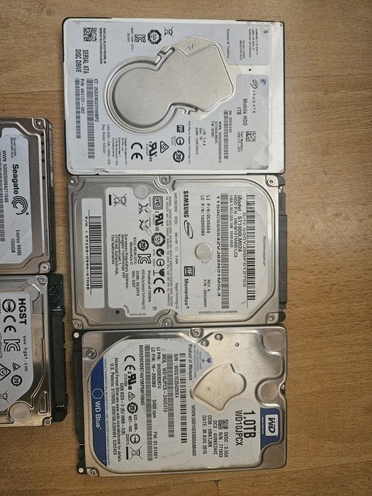 Lot 5 harduri laptop de 1tb-1Tera  100% viata santinel