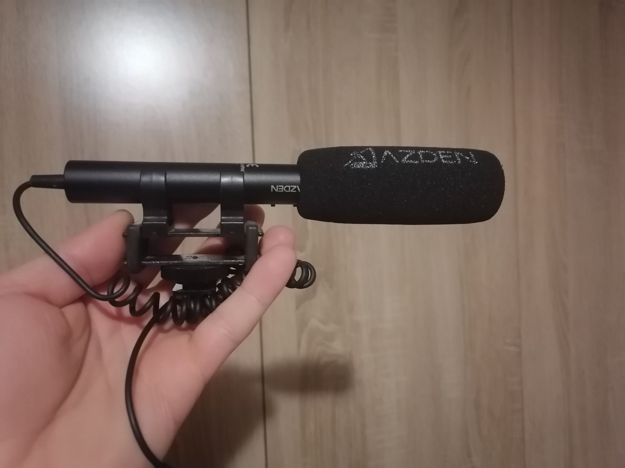 Microfon video Azden