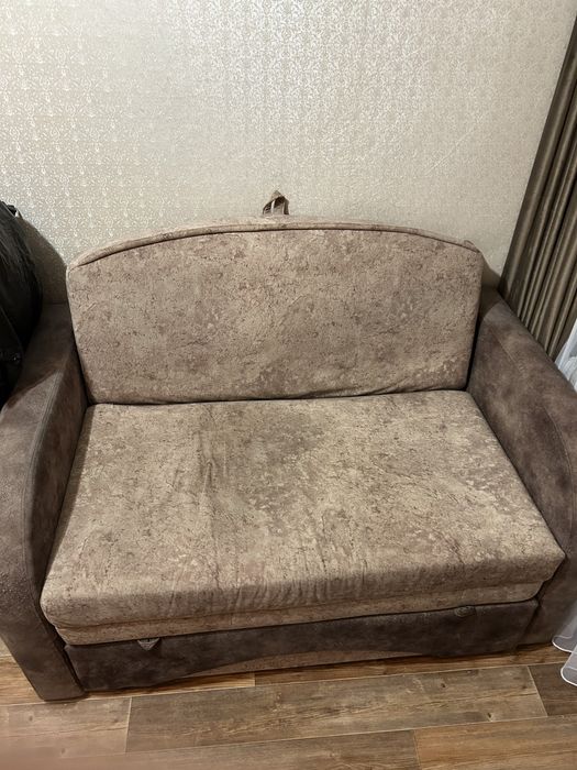 Два раздвижных дивана