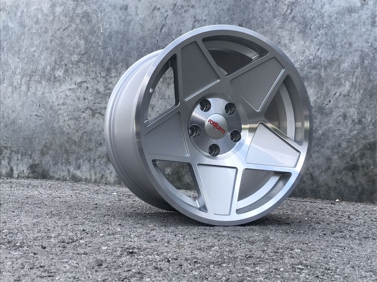 16-5x112 Viper Germany 9j Et-13 Audi Vw Mercedes Seat Skoda чисто нови