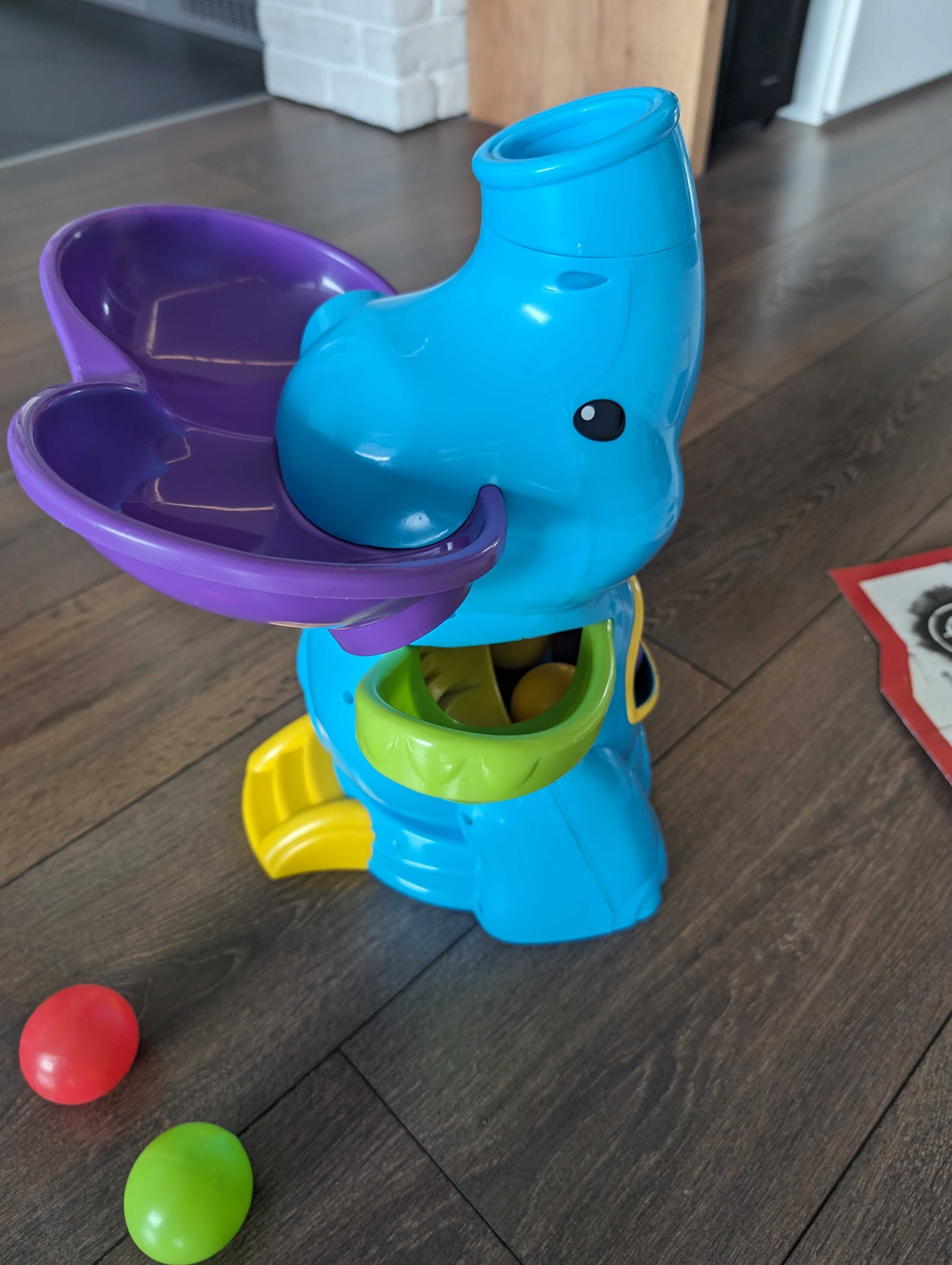 Слонче хвърлящо топки Playskool