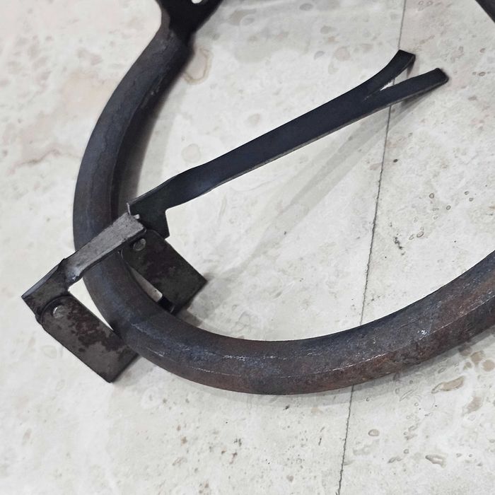 Capcana  puternica pt animale salbatitice cu sistem armare gheara 22cm
