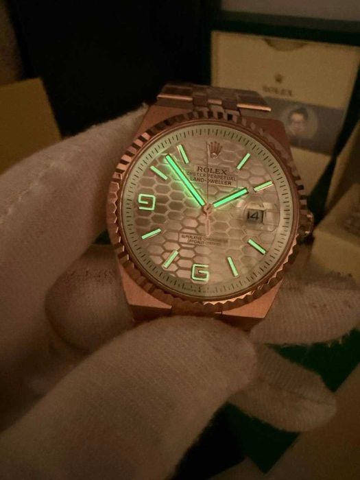 rolex land dweller розово злато