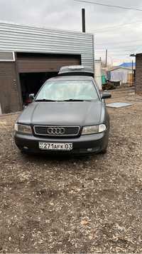 AUDI A4B5 1995 года