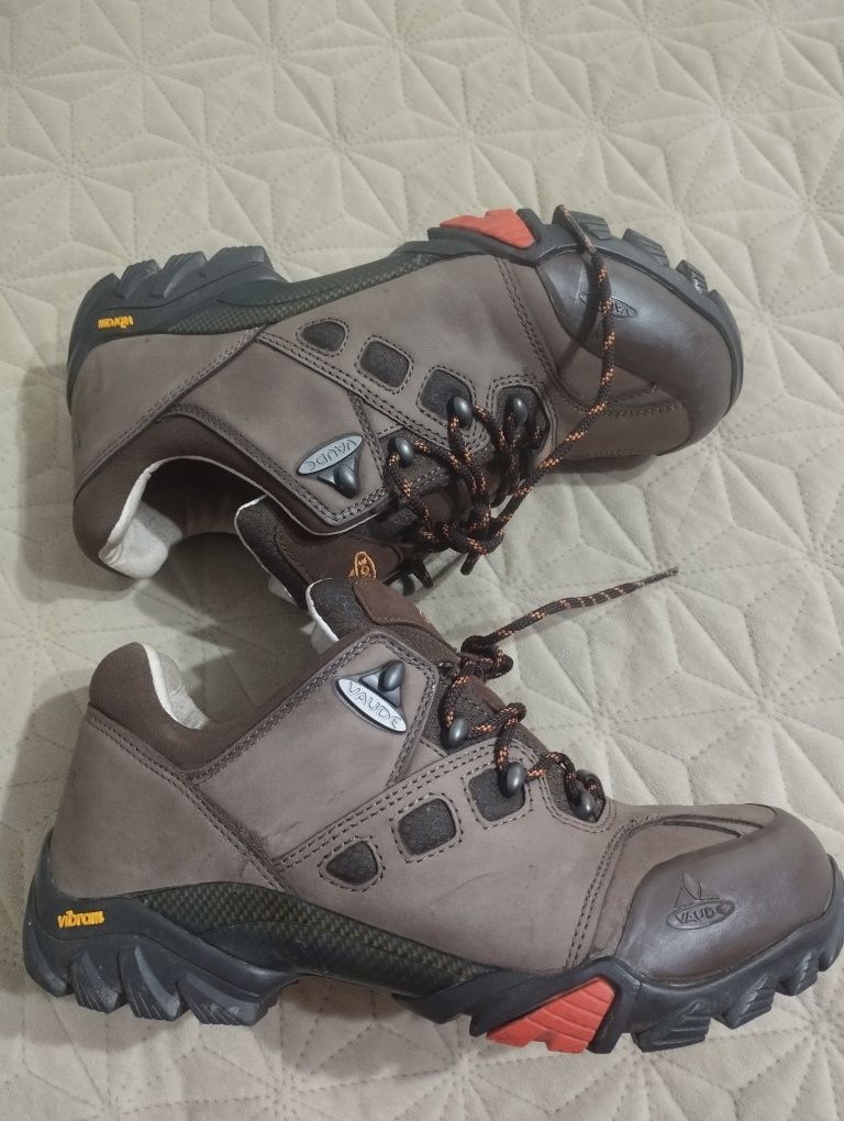 Semighete Vaude Stone Cracker low