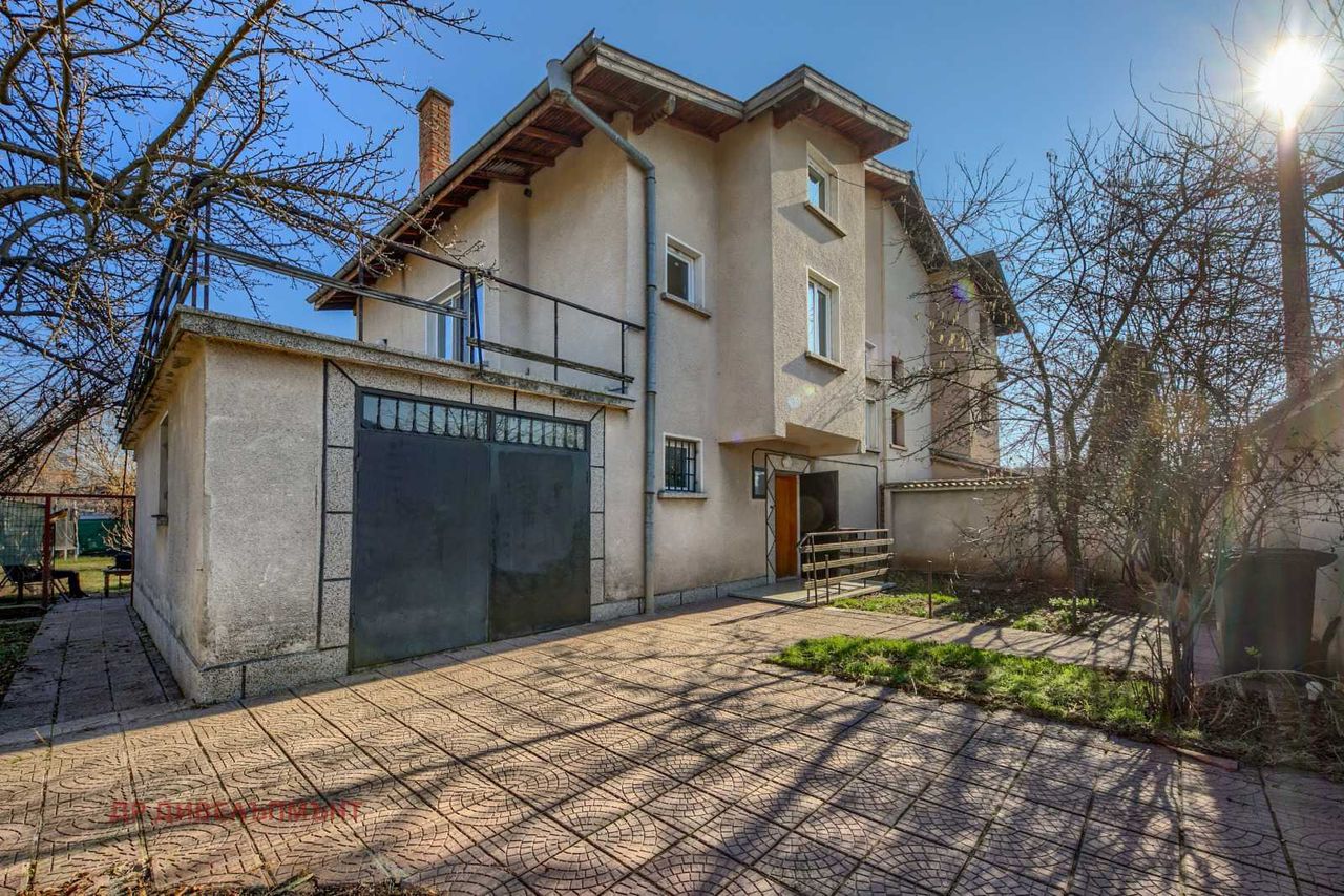 Продава се Къща в с. Житен, Област София-град - 335 кв.м за 851 €/кв.м - Снимка #16