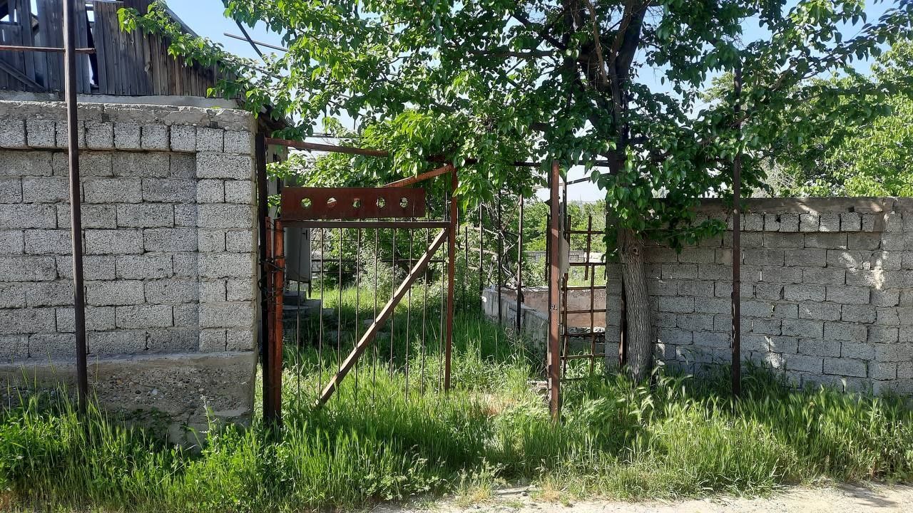 Дача сотилади (ер хисобида),  ўзимники.