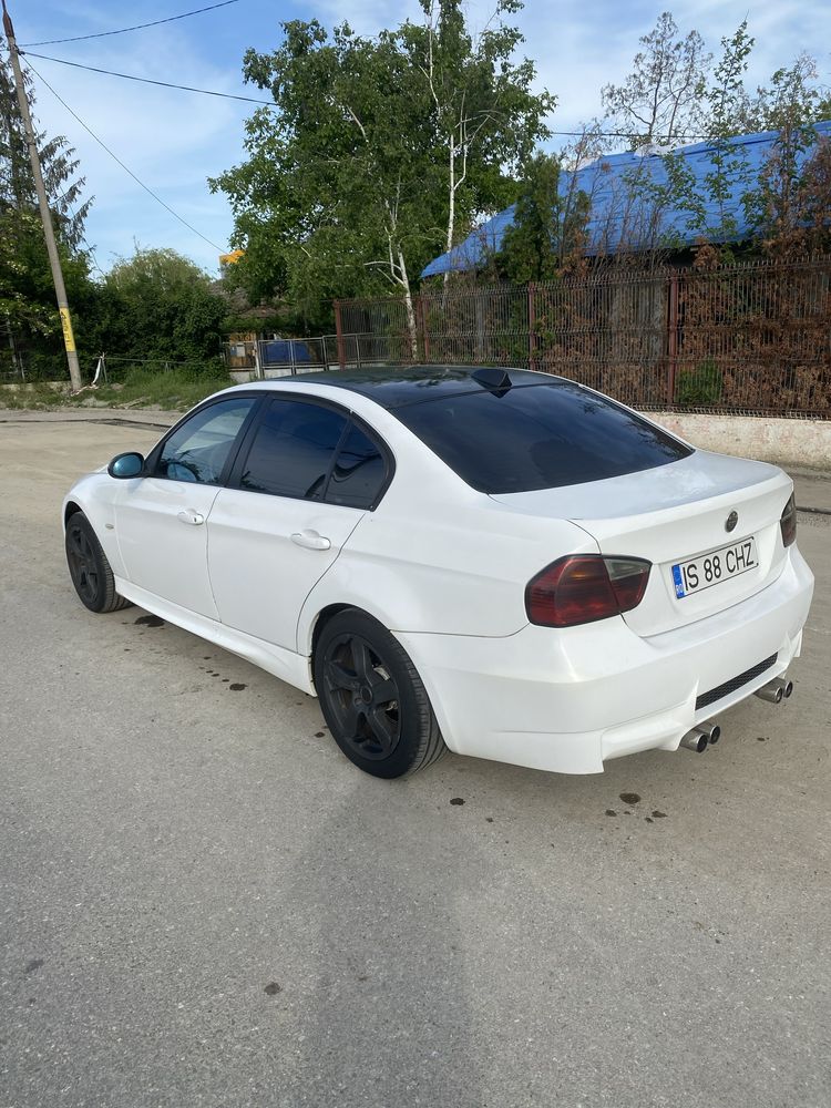 Bmw e90 320i 2005