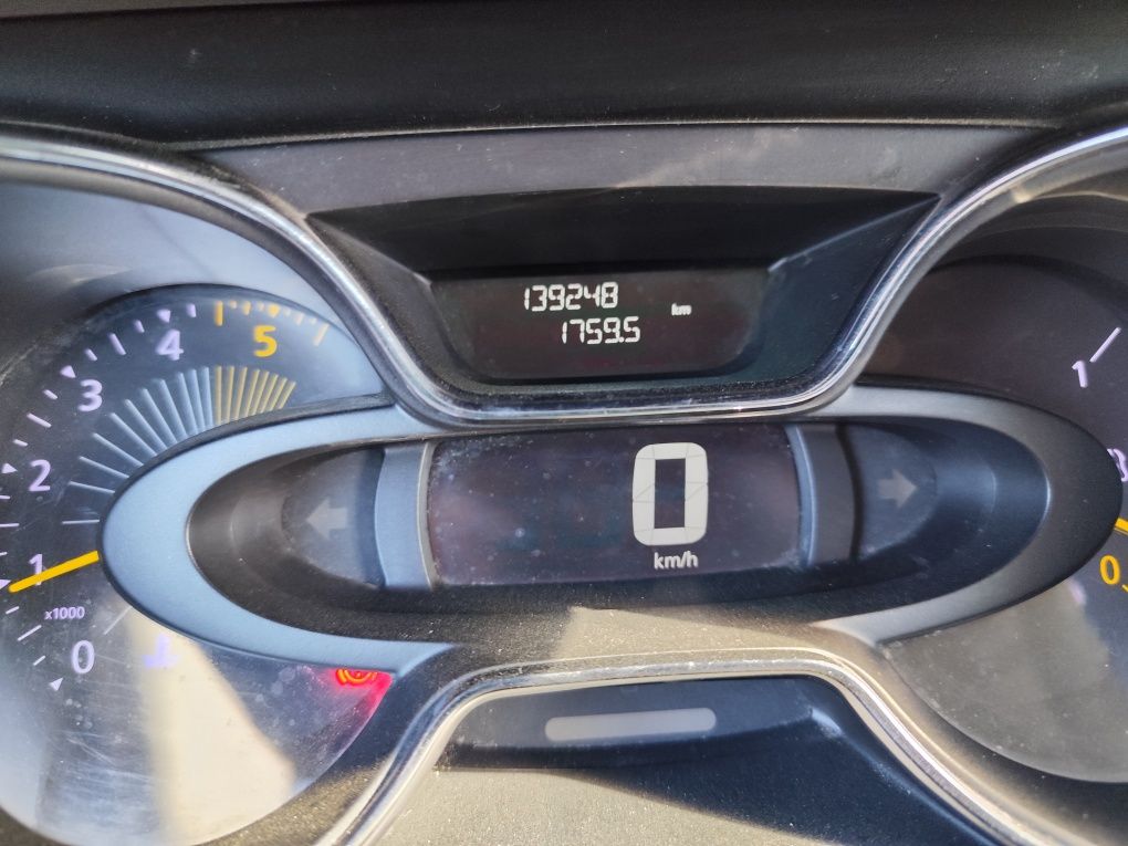 Renault Captur 1.5 DCI - Full Option ( 139k km reali )
