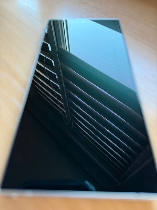 Samsung s24 ultra ,512 gb.