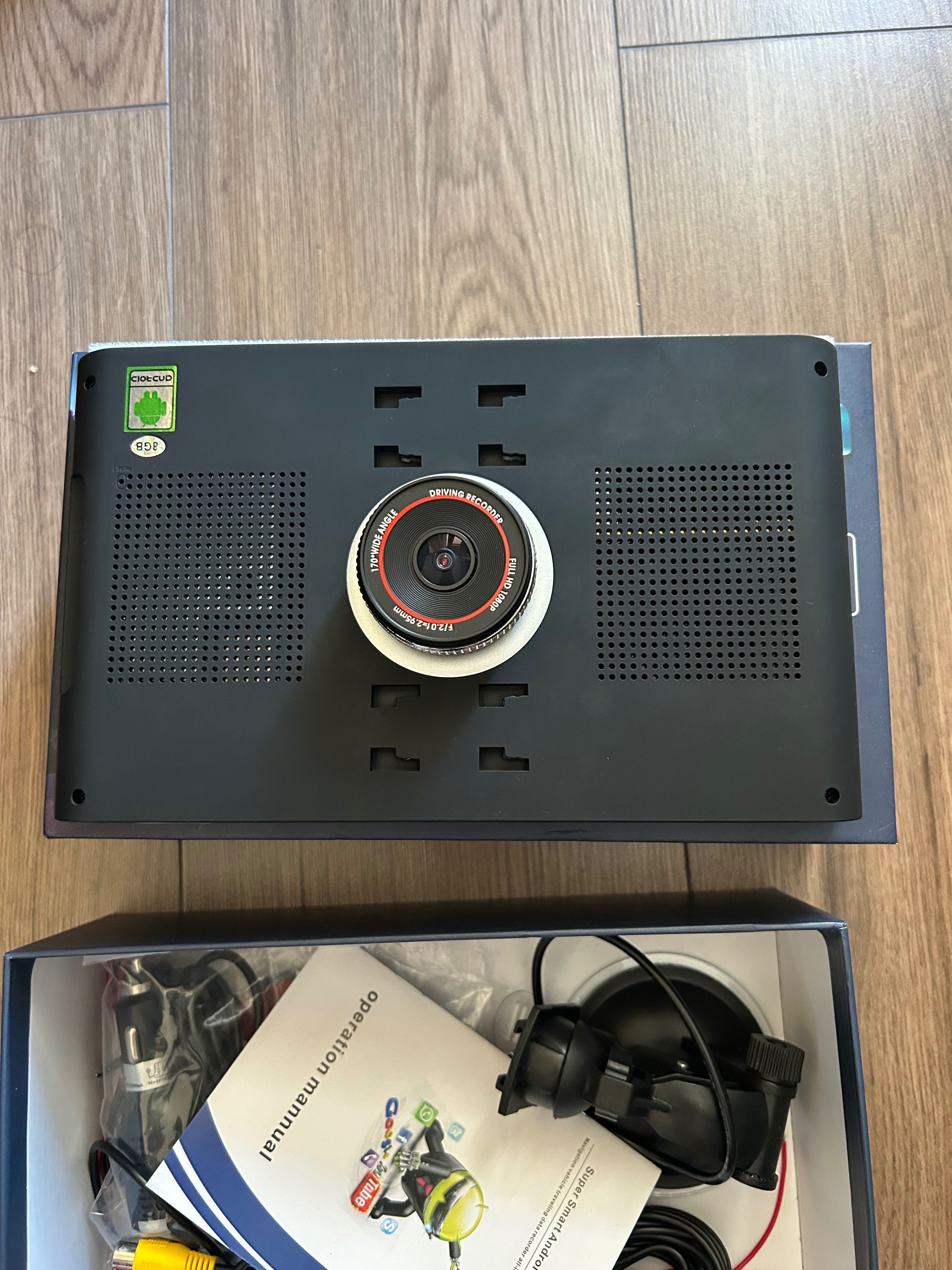 GPS навигация 9 инча, 8GB, 256MB,за камиони и автомобили