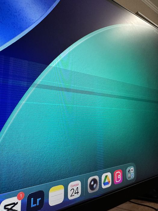 Продам монитор, есть проблема с матрицей