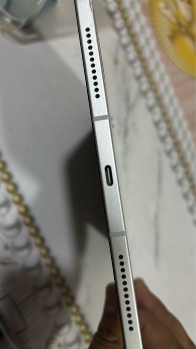 Ipad A16 2025 deyarli yangi