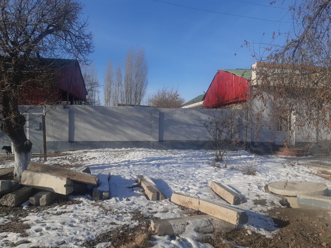 Жомбой партсйездда ховли сотилади