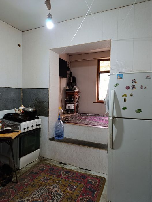 Продается квартира 3 комнатная 8 мкр чинара