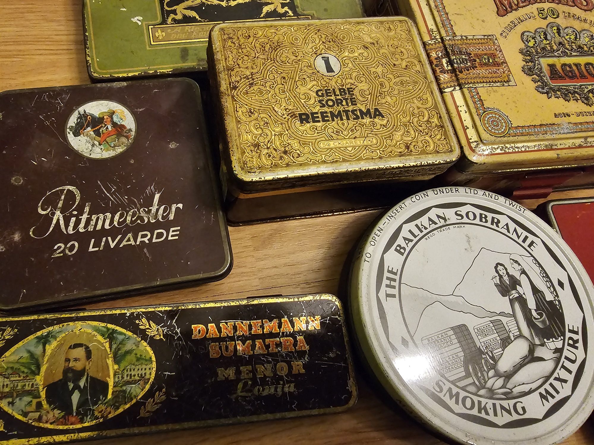 Cutii tutun de colecție