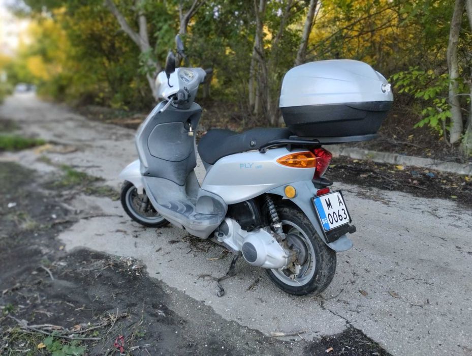 Скутер piaggio fly 125