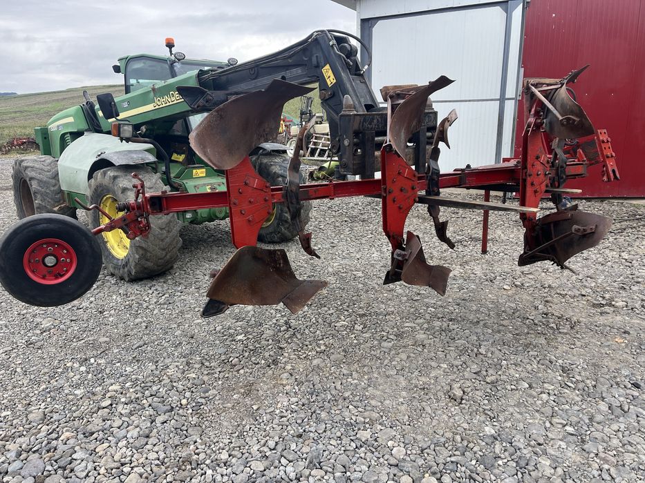 Plug 3 brazde internationa