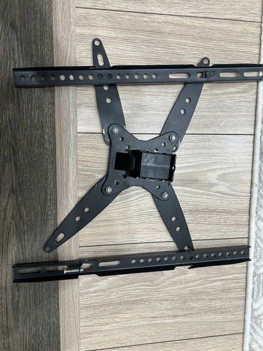 Продам кронштейн