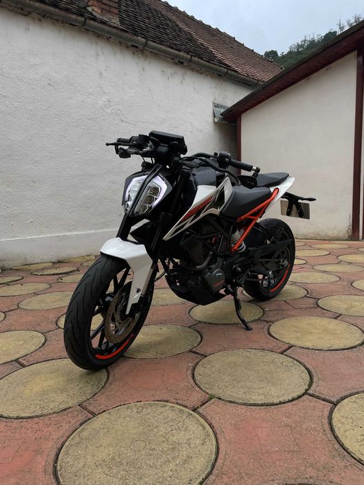 KTM Duke 125 2019, 11.717 km