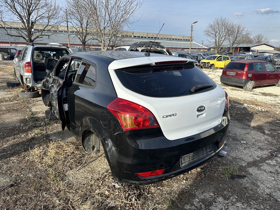 на части!Kia Ceed 1.6 дизел