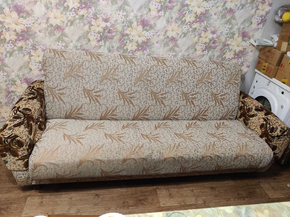 Диван книжка б/у