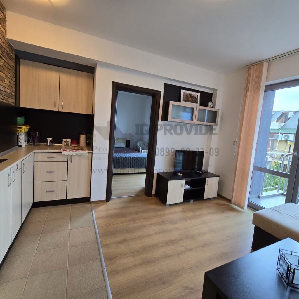 Продава се Двустаен апартамент в к.к. Слънчев бряг - 60 кв.м за 1117 €/кв.м - Снимка #14