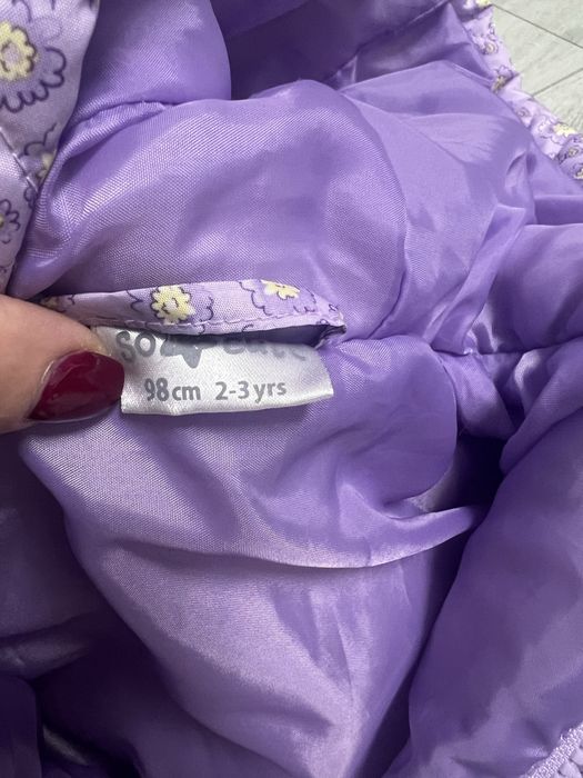 Geaca marime 98,2-3 ani nepurtata